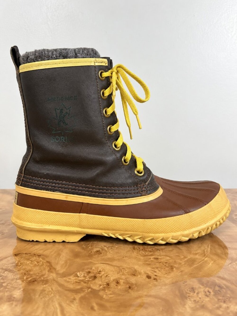 Vintage Sorel Manitou Duck Boots Men 7 Women 9-9.5 Brown Wool Made Canada